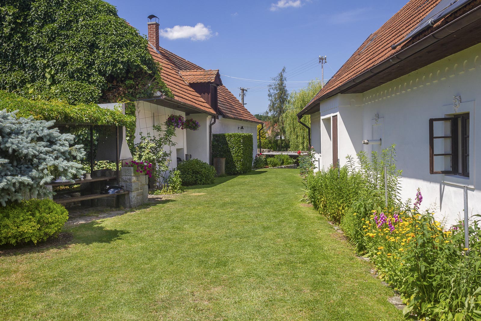 Court yard - cottage in Czech Republic